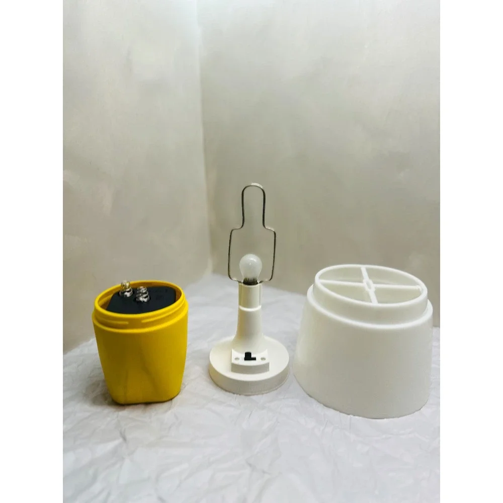 Vintage Ray-O-Vac No 100 Sportsman Lantern Battery Powered Yellow White Lamp MCM